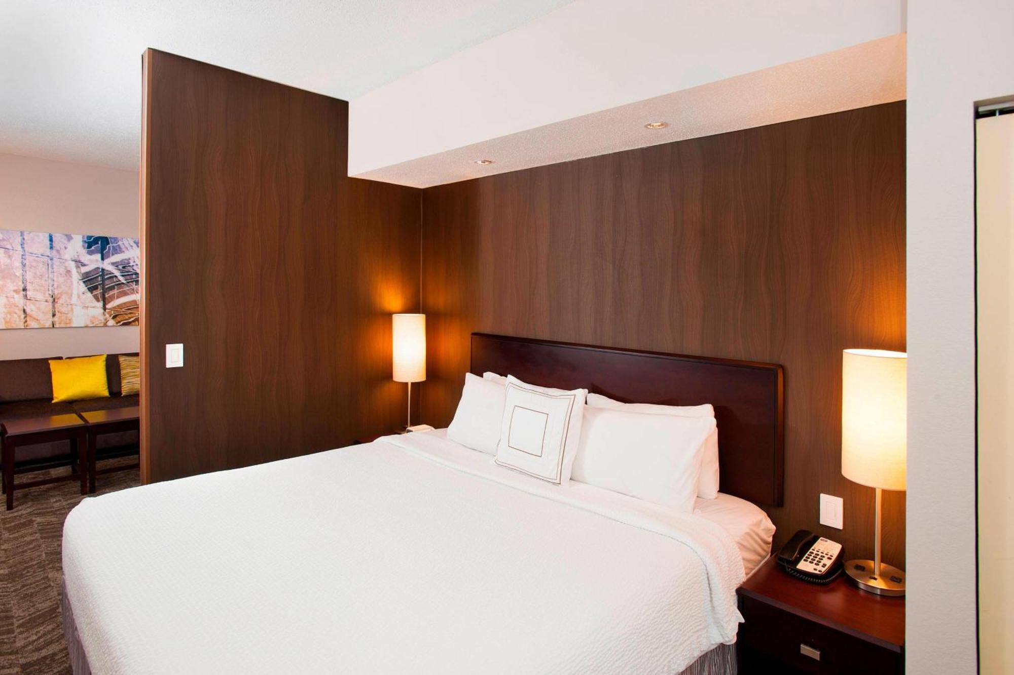 Springhill Suites Birmingham Colonnade Buitenkant foto