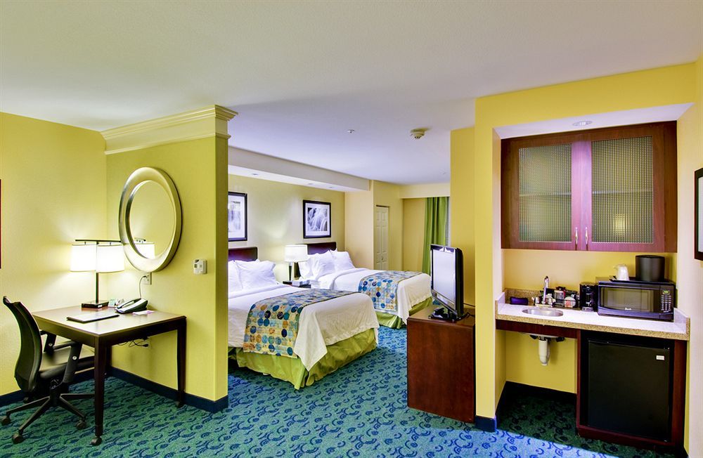 Springhill Suites Birmingham Colonnade Buitenkant foto
