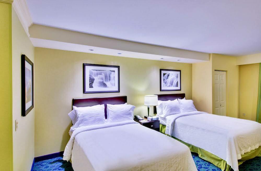 Springhill Suites Birmingham Colonnade Buitenkant foto